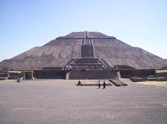 Teotihuacan Pyramids: The Sun Pyramid
